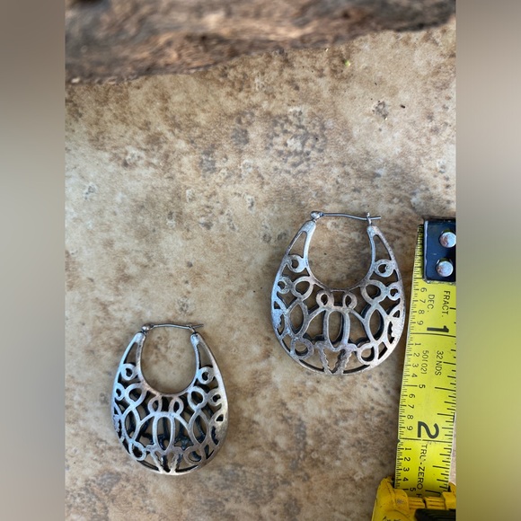 Silver tone Filagree hoop earrings - Picture 2 of 6